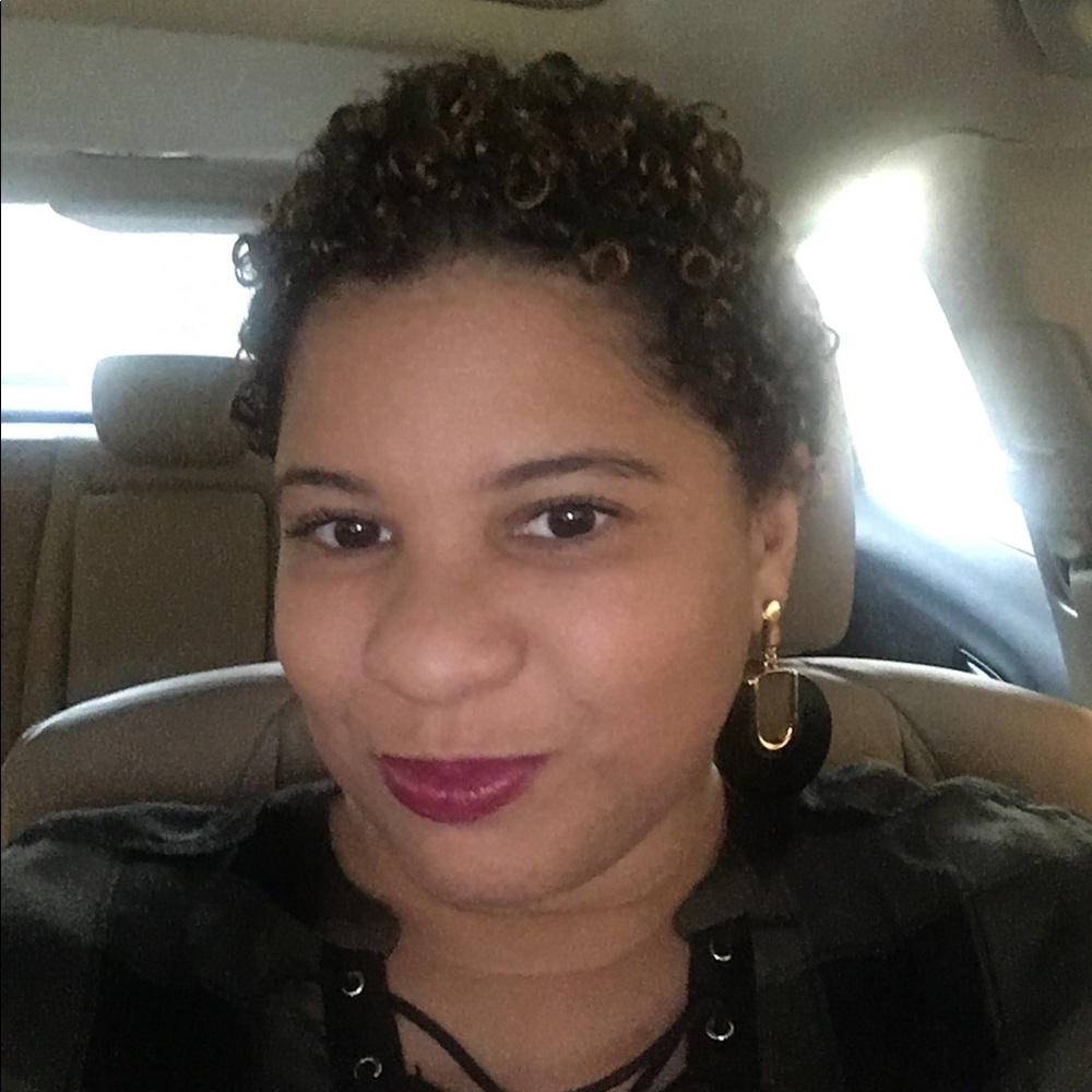 Meet your Posher, Rhonda